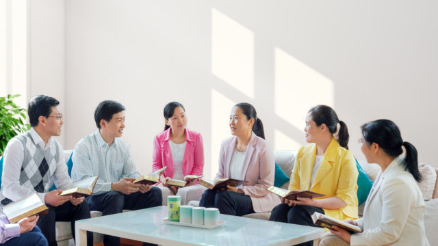 Christians to Attend Meetings