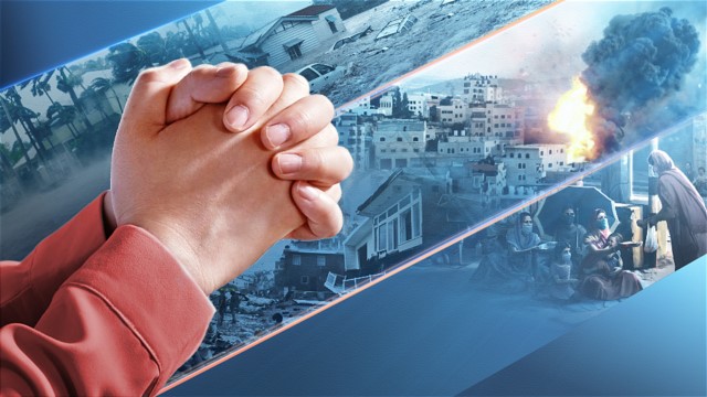 Verses About God is With Us: How to Have God’s Presence